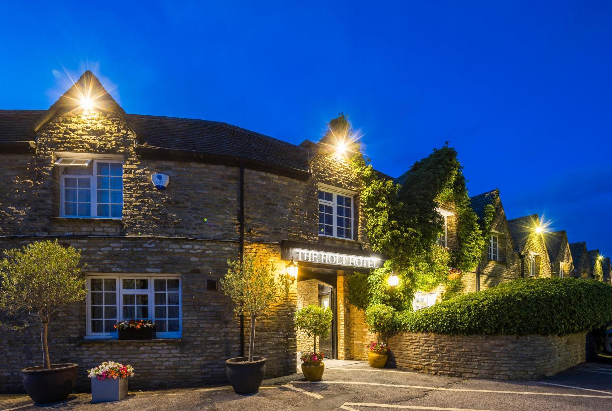 The Holt Hotel Steeple Aston