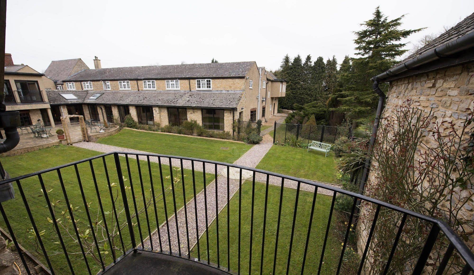 Hotel The Holt 3*