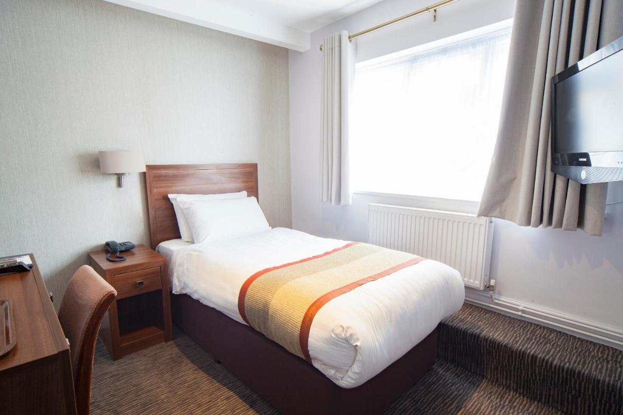 Hotel The Holt 3*